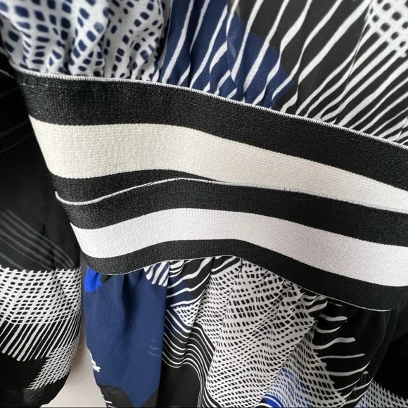 Lane Bryant Women’s Abstract Surplice Wrap Blouse Long Sleeve NWT Size 22/24 - Picture 5 of 12